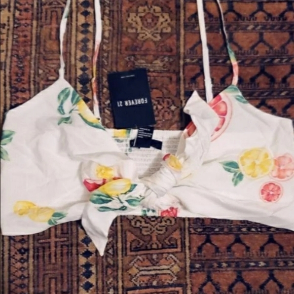 Printed tie front crop top - Picture 2 of 3